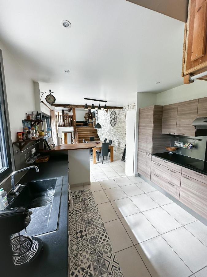 W27B - Alla Prima, Super Villa Au Coeur De จีแวร์นี ภายนอก รูปภาพ